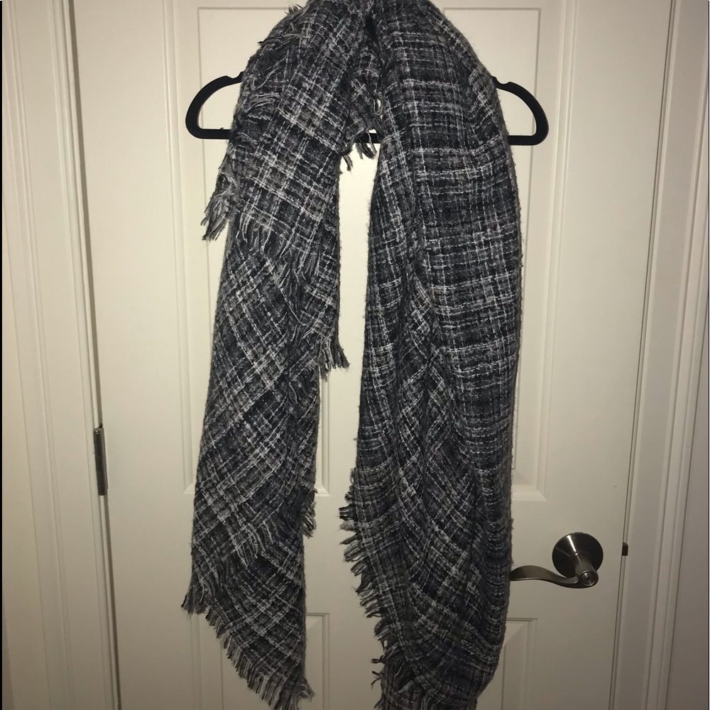 Blanket scarf